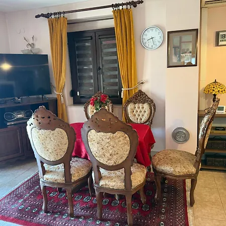 Apartment Kamelia 2
