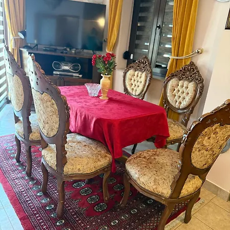 Apartment Kamelia 2